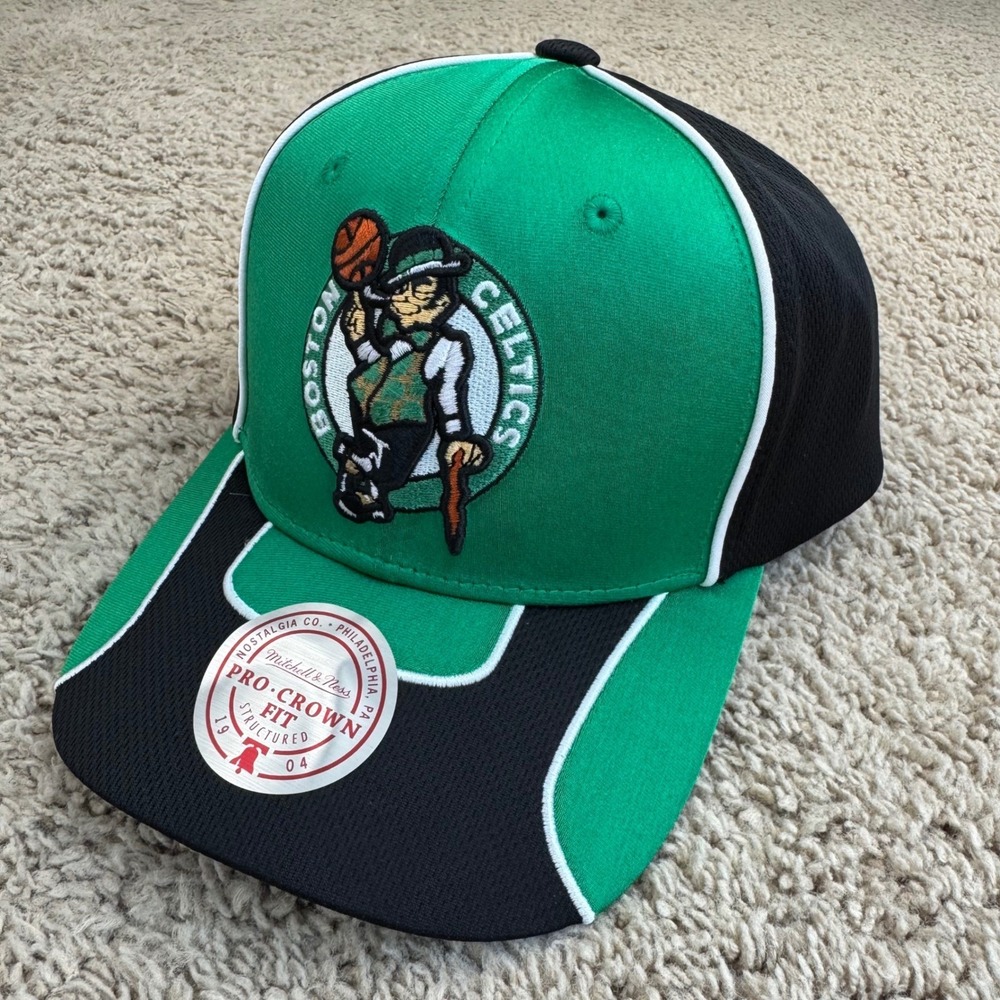 Boston Celtics Hat Mitchell & Ness Pro Crown Snapback Green Black Team‎ Logo Cap